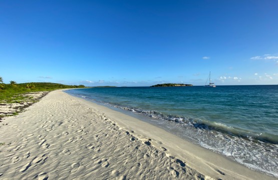 Playa Chiva - Vieques